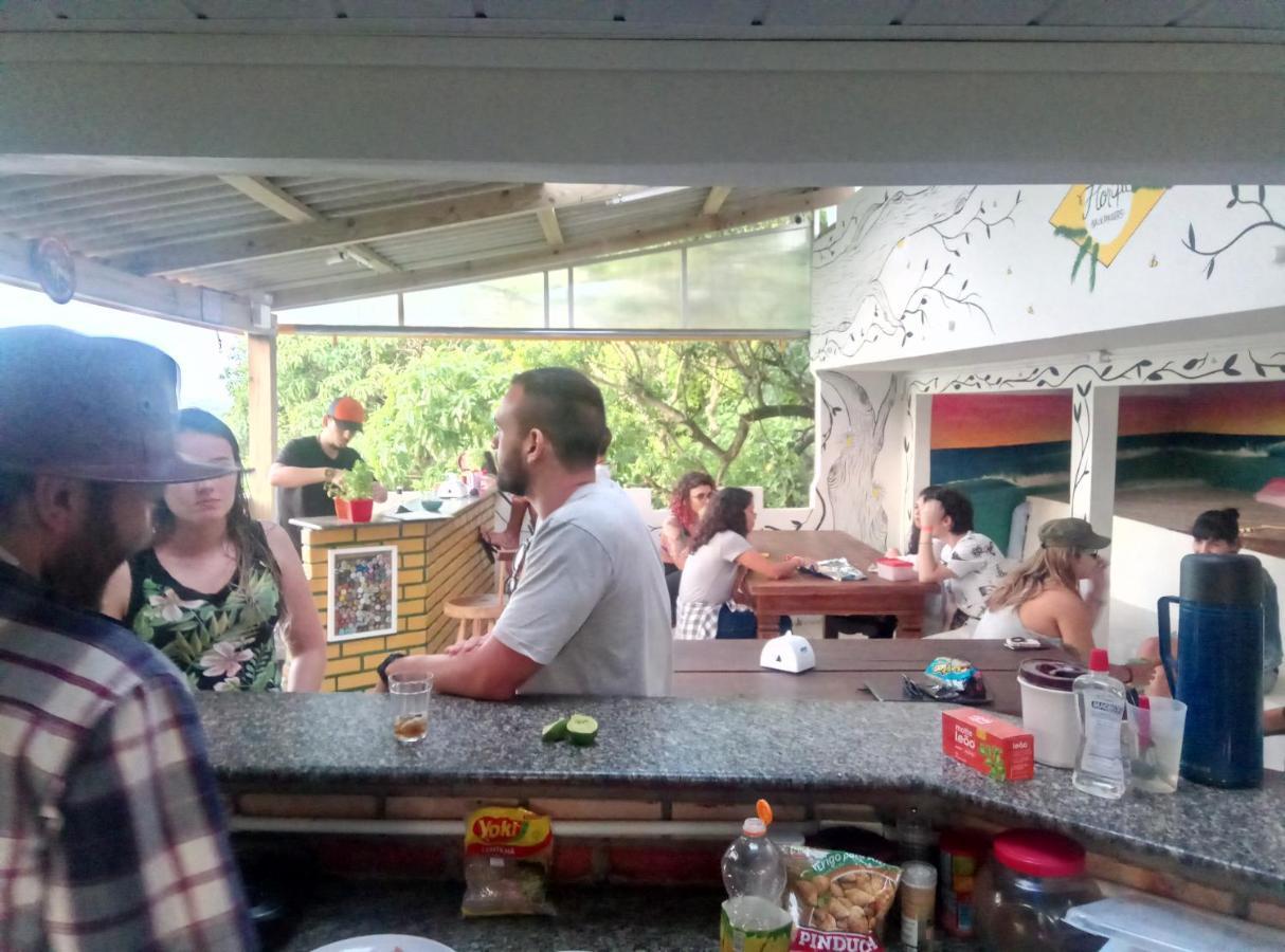Хостел Floripa Backpackers Флорианополис Экстерьер фото